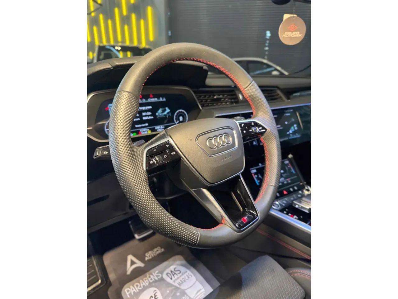 Audi Q8 E-tron - Imagem 3