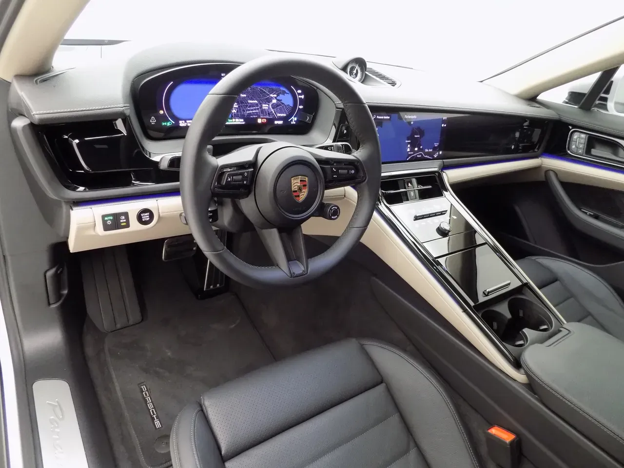 Porsche Panamera 4 E-hybrid - Imagem 14