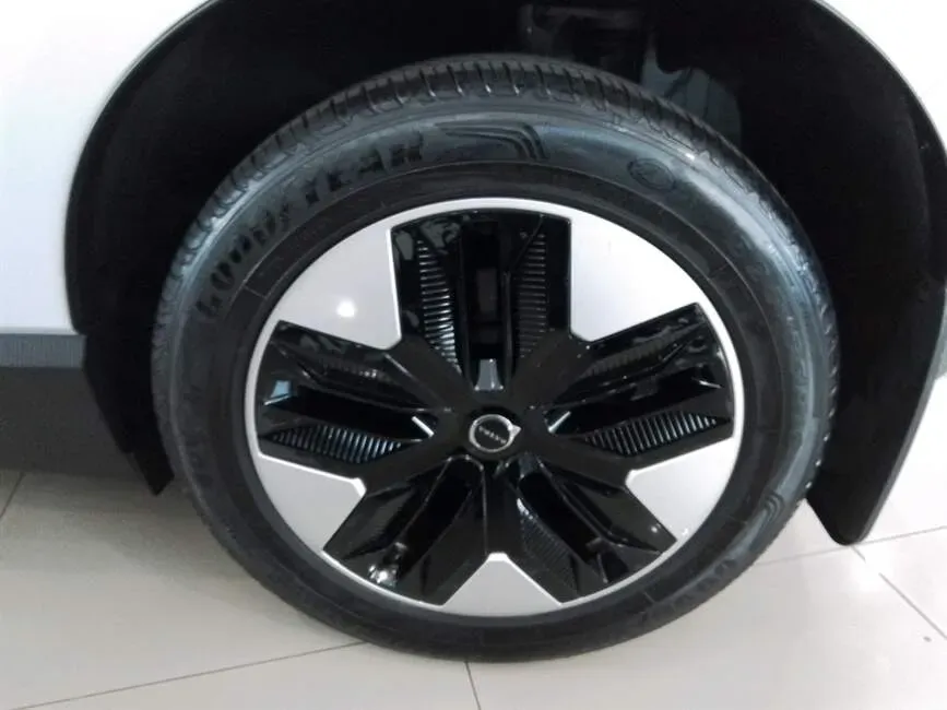 Volvo EX30 - Imagem 11