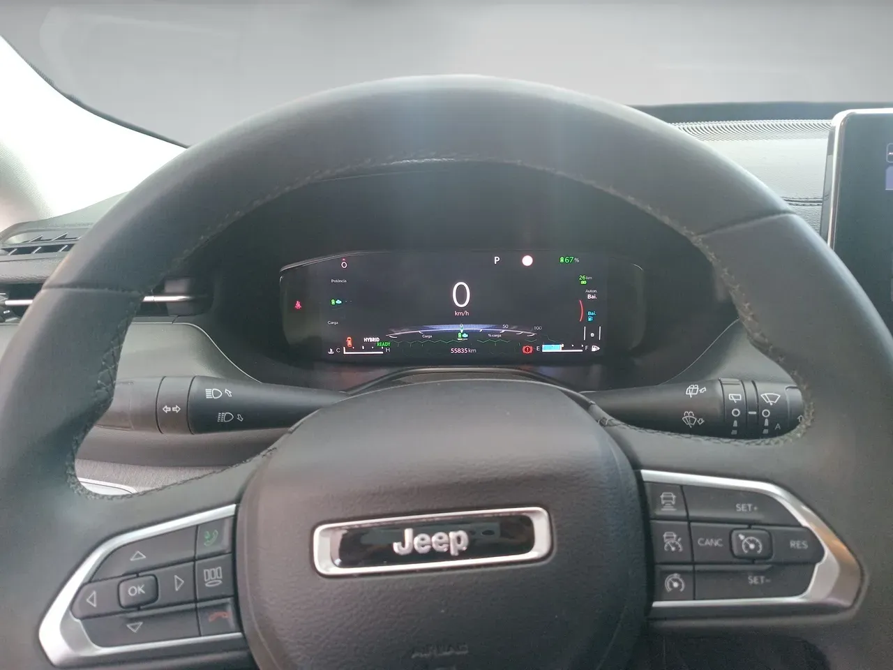 Jeep Compass 4xe Plug-in Hybrid - Imagem 8