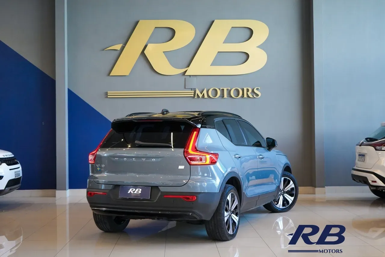 Volvo XC40 Recharge - Imagem 5