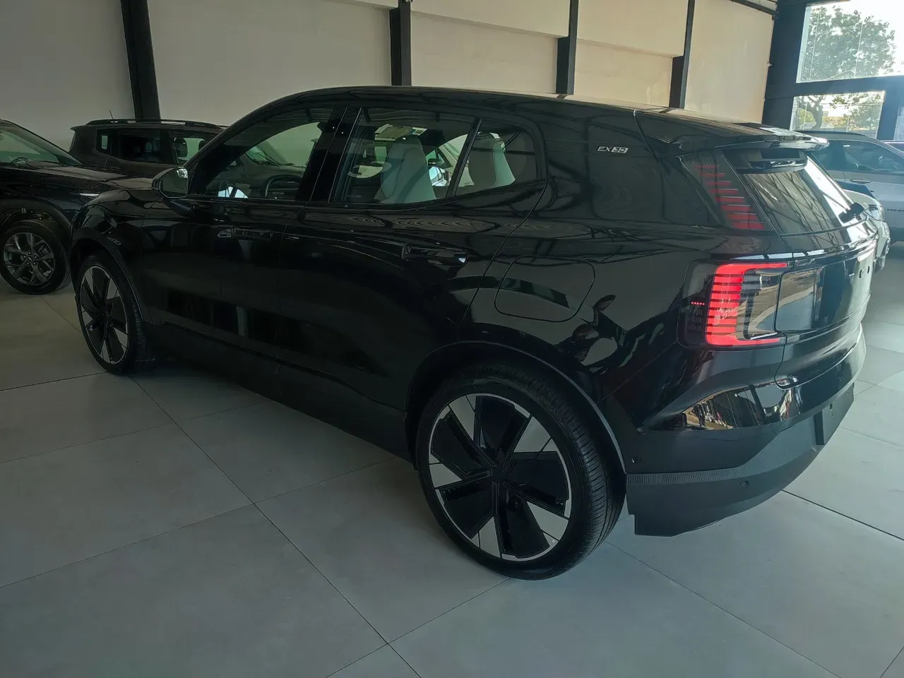 Volvo EX30 - Imagem 7