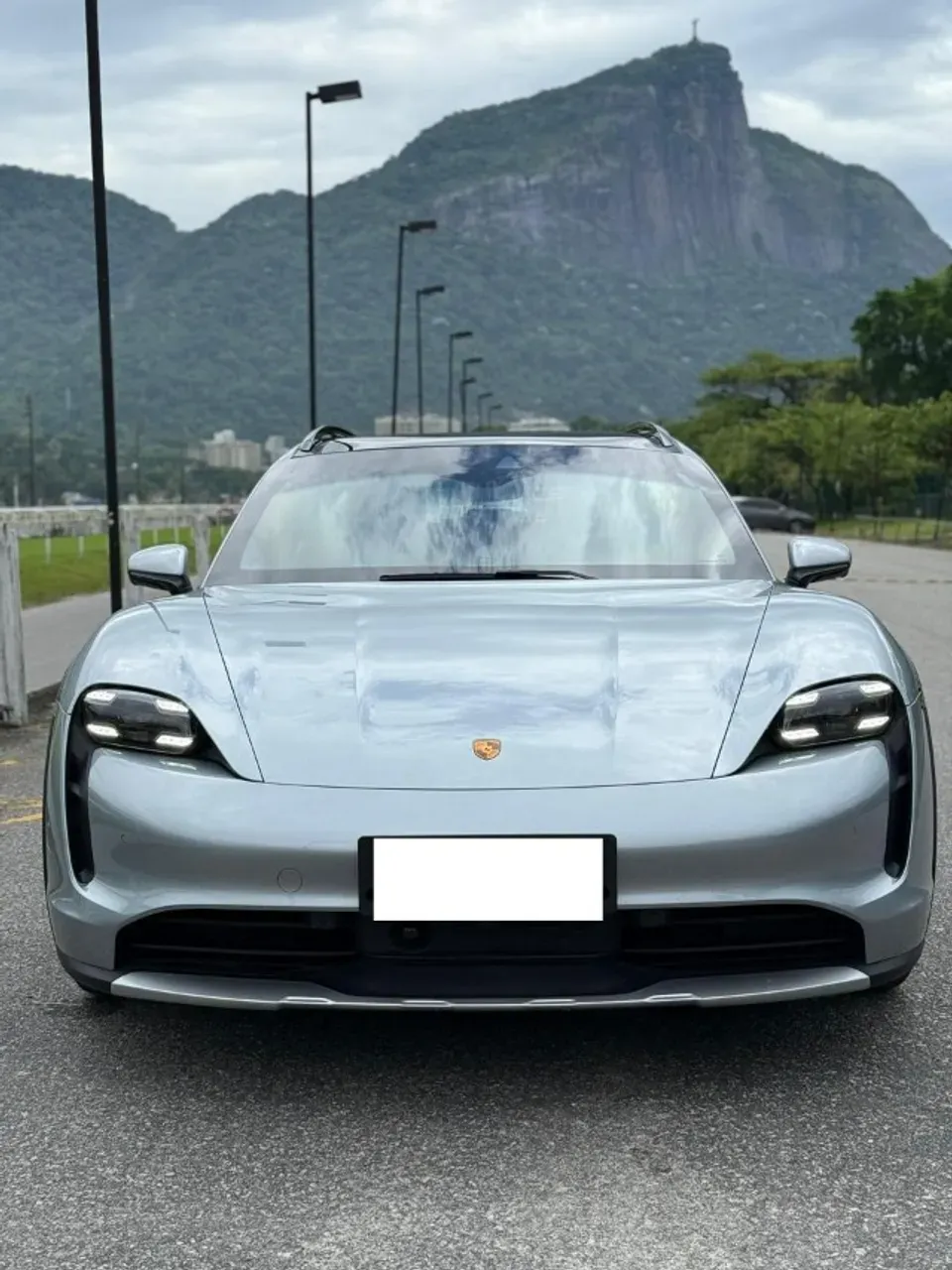 Porsche Taycan - Imagem 2