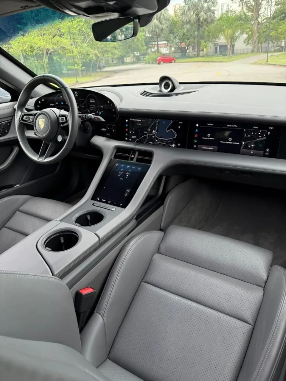 Porsche Taycan - Imagem 9