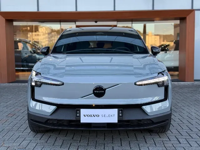 Volvo EX30 - Imagem 2