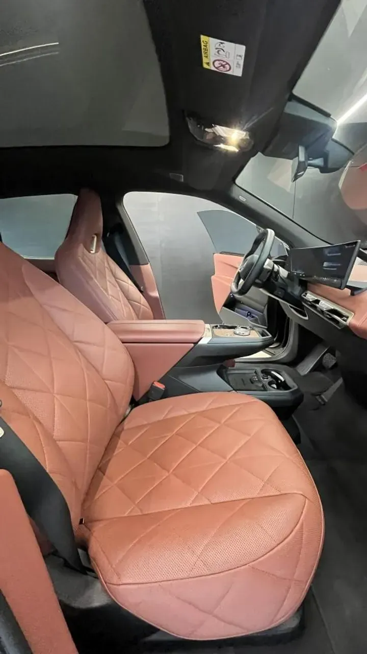 BMW Ix - Imagem 10