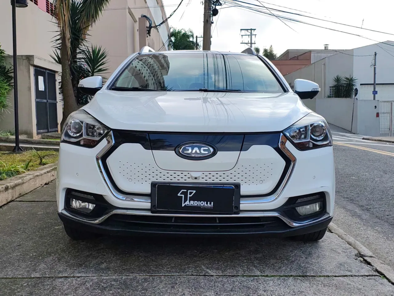 JAC Iev40 - Imagem 2