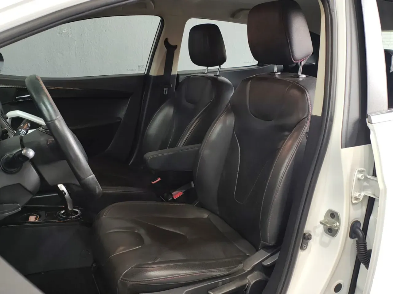 JAC Iev40 - Imagem 12