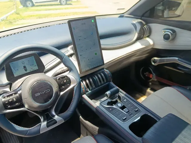 BYD Yuan Plus - Imagem 12