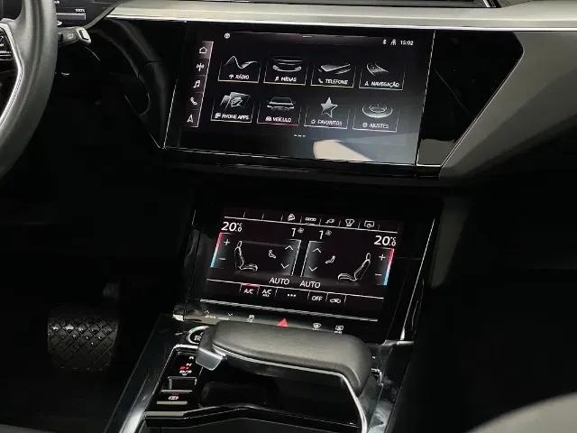 Audi E-tron S - Imagem 9