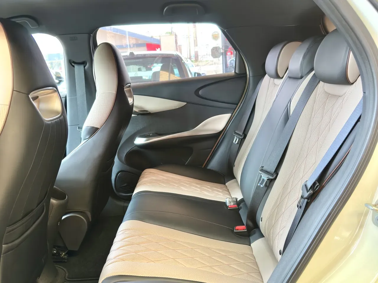 BYD Dolphin - Imagem 8