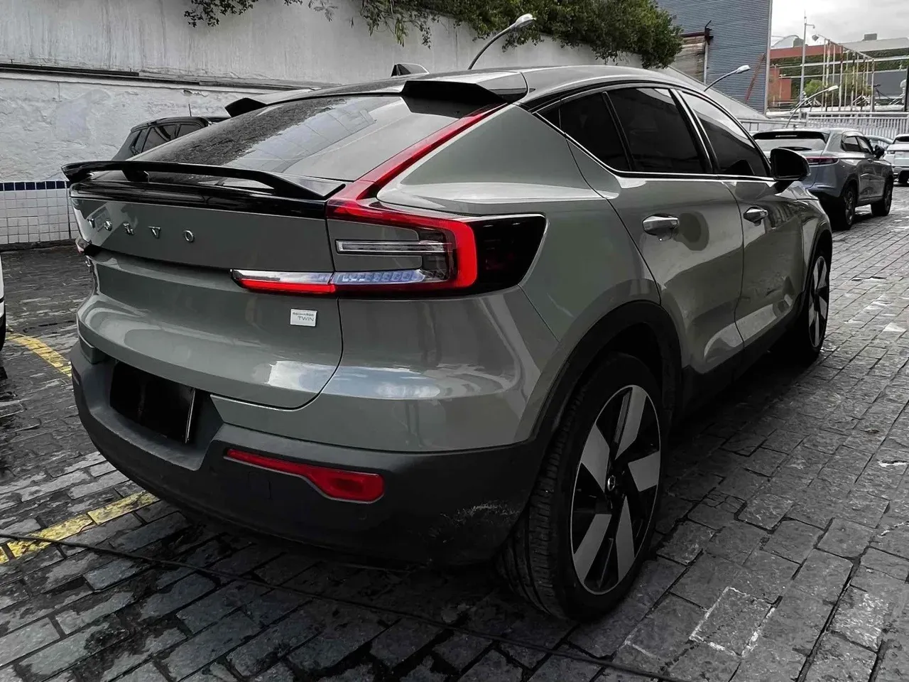 Volvo C40 Recharge - Imagem 6