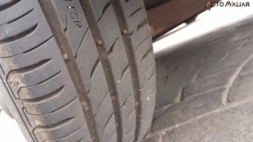 JAC E-JS1 - Imagem 4