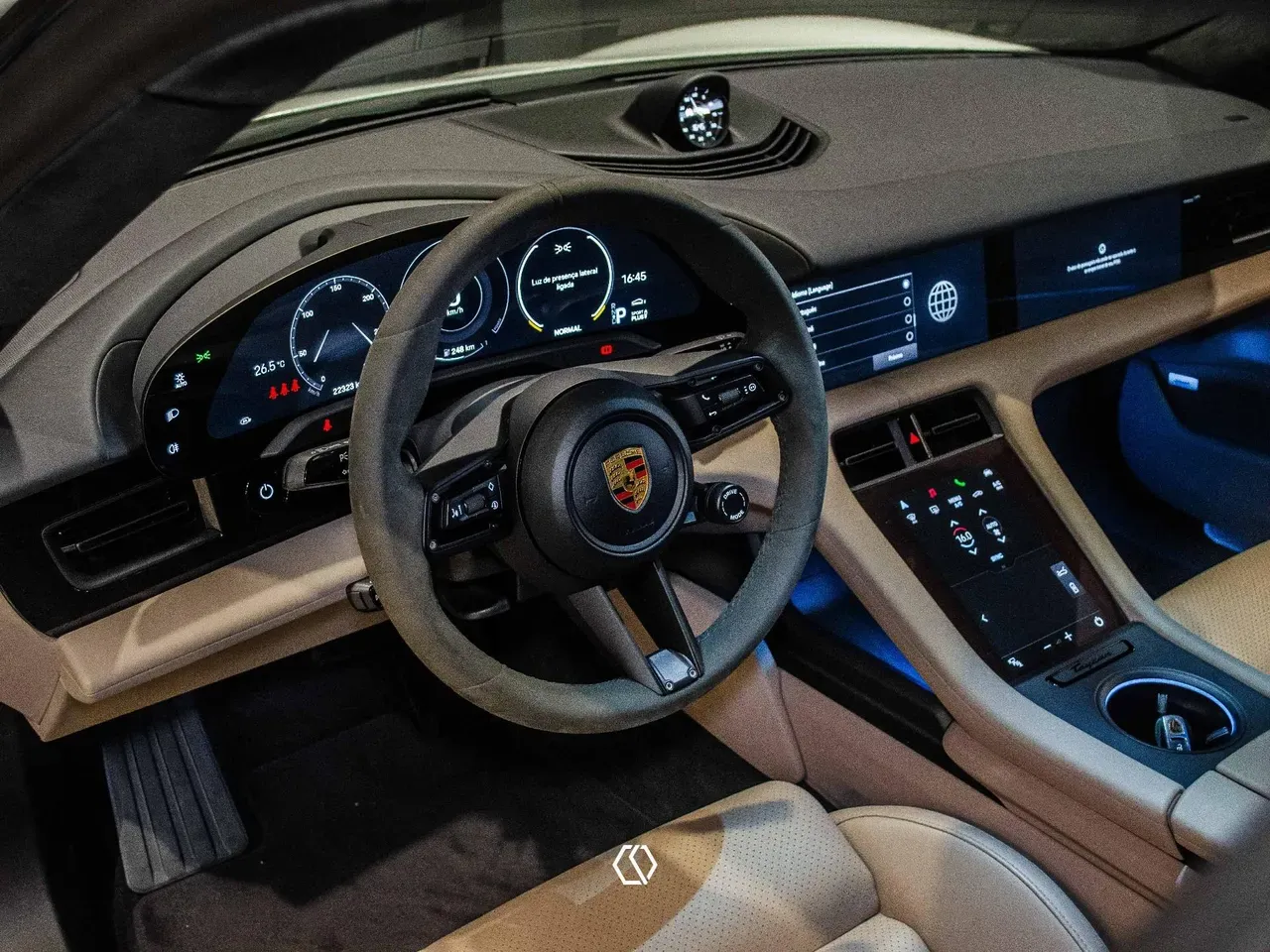 Porsche Taycan - Imagem 9