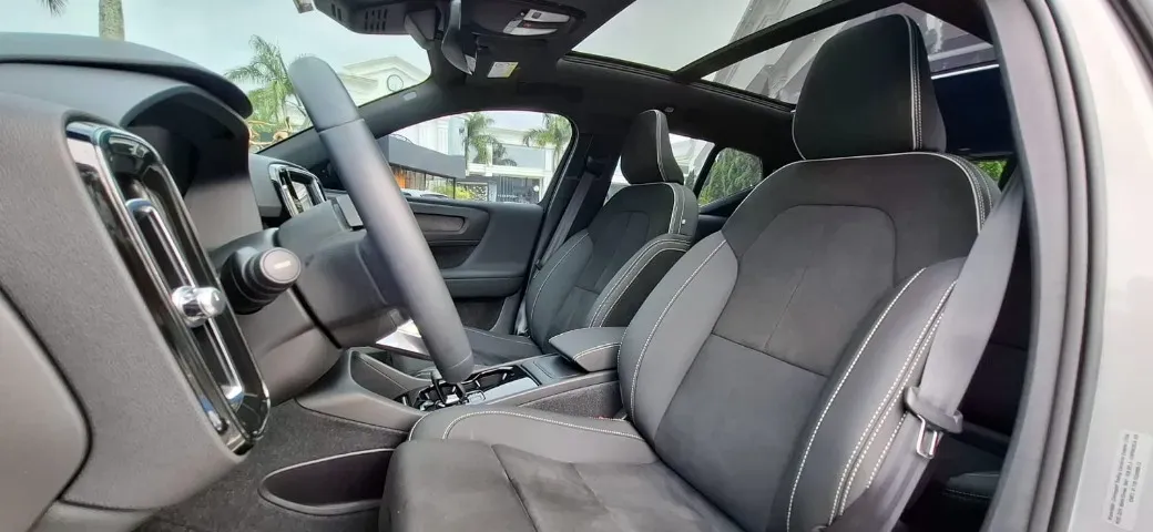 Volvo XC40 Recharge - Imagem 11