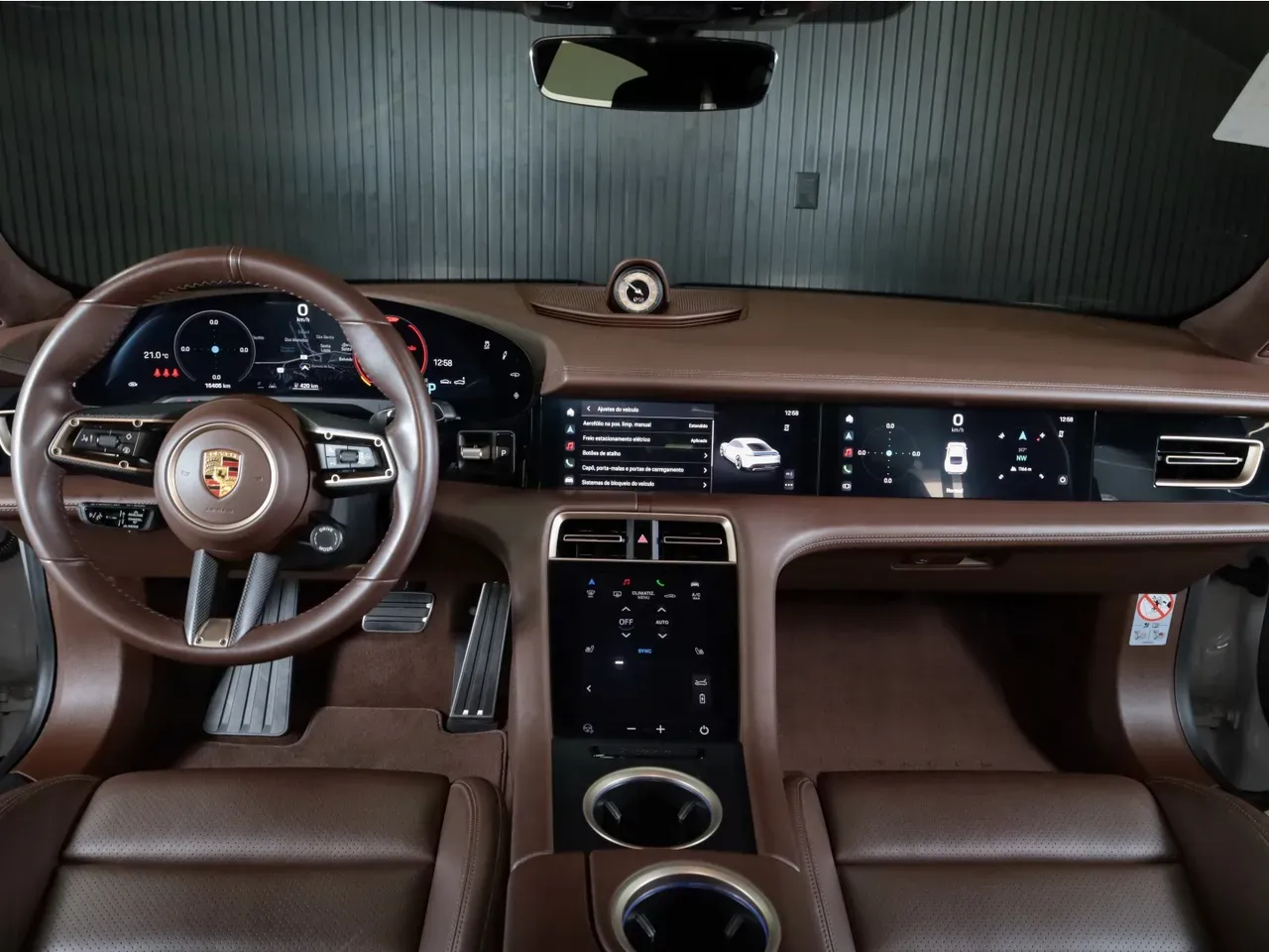 Porsche Taycan - Imagem 12