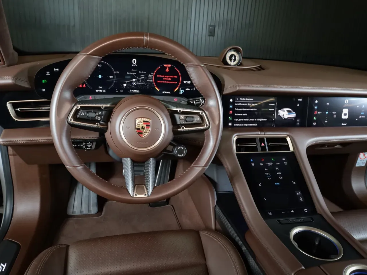 Porsche Taycan - Imagem 13