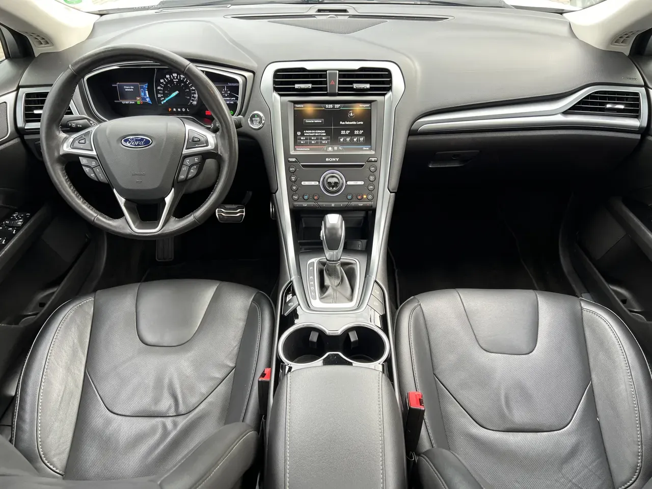 Ford Fusion Plug-in Hybrid - Imagem 7