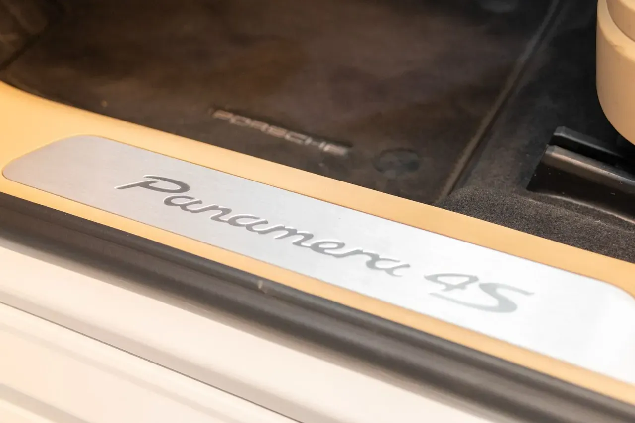 Porsche Panamera 4 E-hybrid - Imagem 6