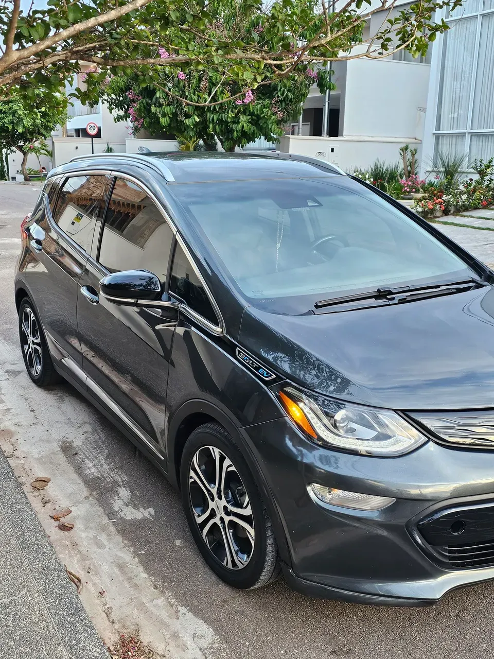 Chevrolet Bolt EV - Imagem 2