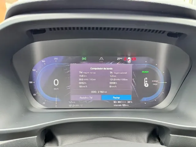 Volvo EX40 - Imagem 9