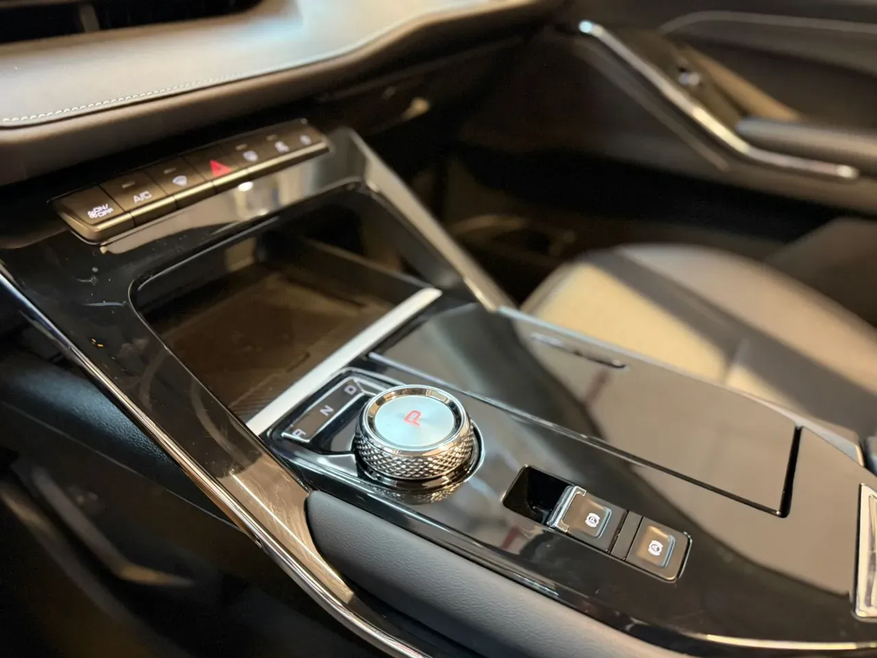 GWM Haval H6 Plug-in Hybrid - Imagem 16