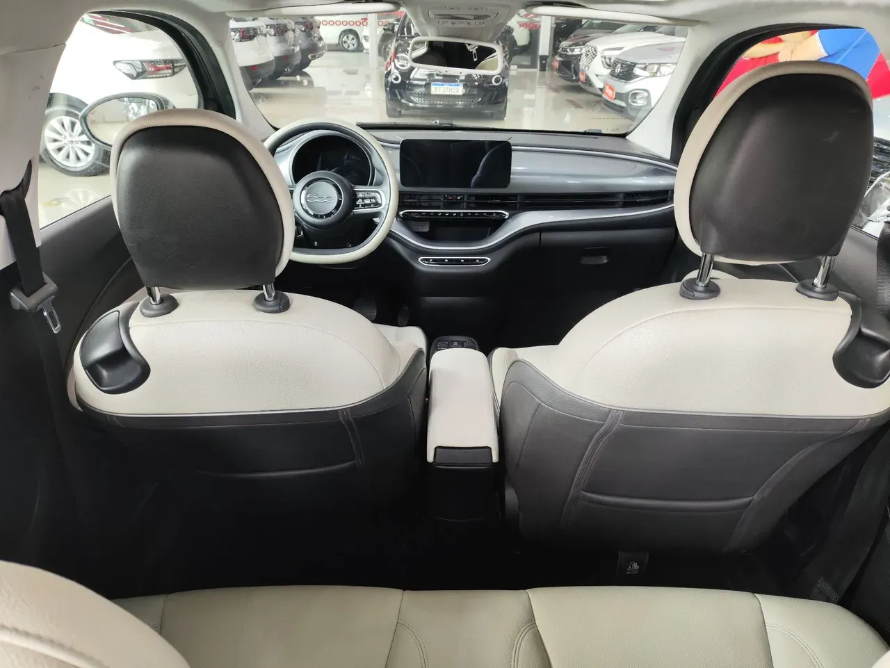 Fiat 500e - Imagem 8