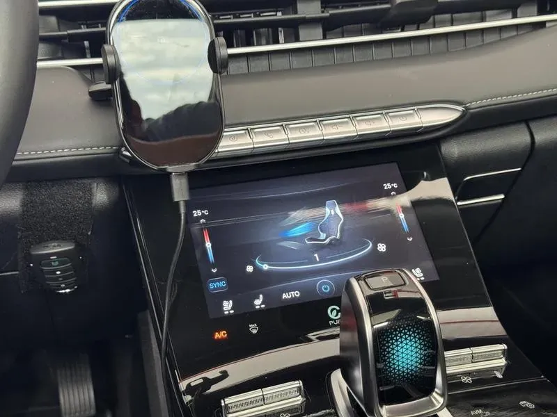 Chery Tiggo 7 Pro Plug-in Hybrid - Imagem 13