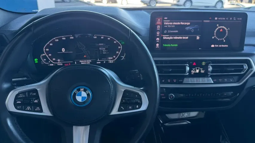 BMW IX3 - Imagem 15