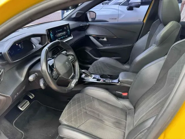 Peugeot E-208 - Imagem 6