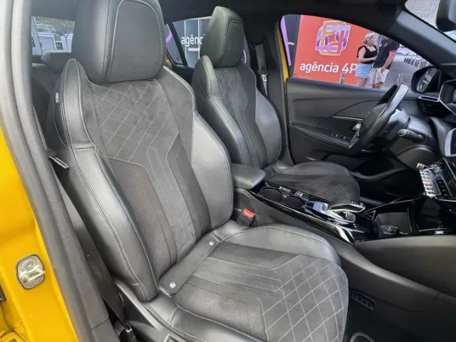 Peugeot E-208 - Imagem 11