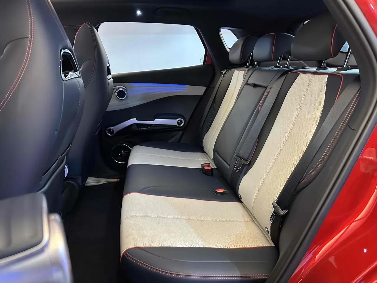 BYD Yuan Plus - Imagem 14