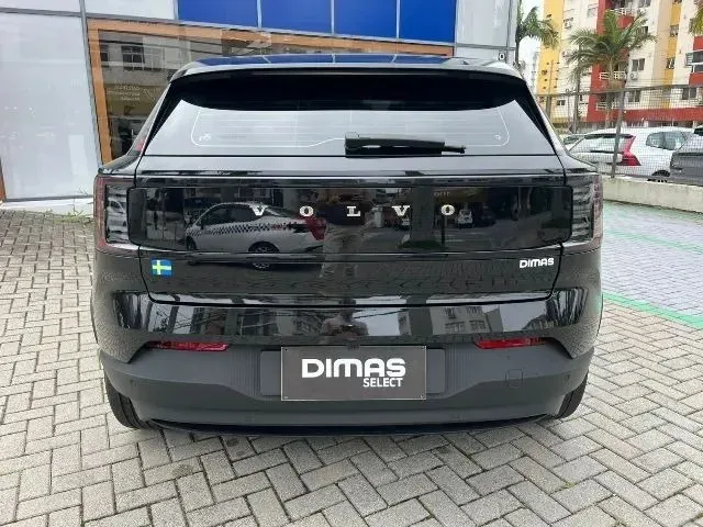 Volvo EX30 - Imagem 3
