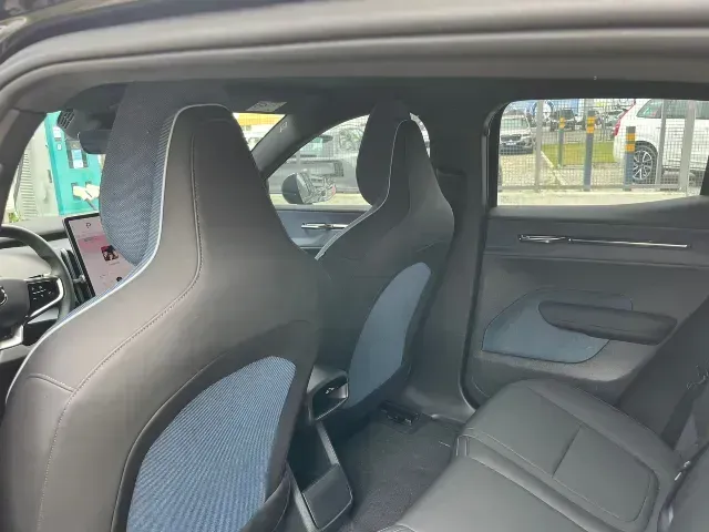 Volvo EX30 - Imagem 7