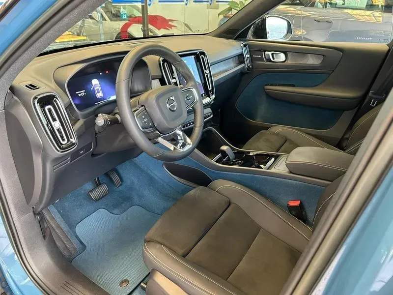 Volvo XC40 Recharge - Imagem 10