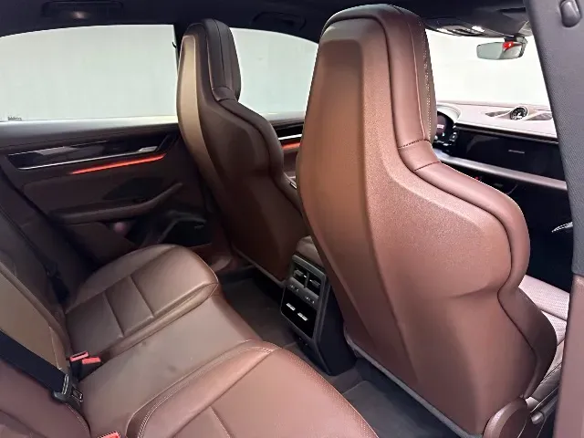 Porsche Macan - Imagem 13