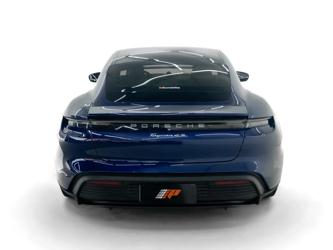 Porsche Taycan - Imagem 9