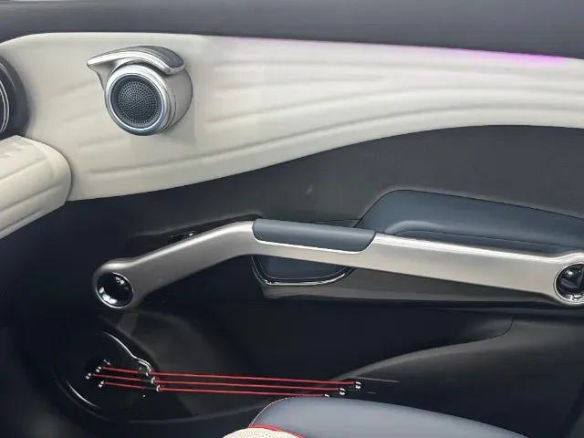 BYD Yuan Plus - Imagem 14