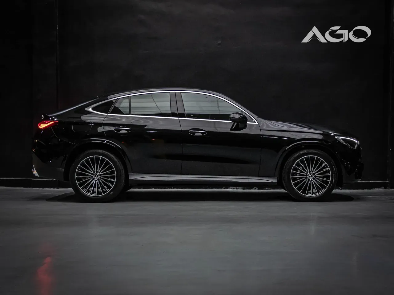 Mercedes Glc 300e - Imagem 4