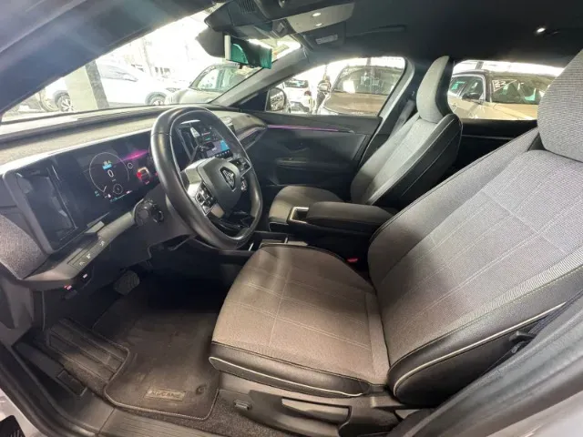 Renault Megane E-tech Electric - Imagem 6