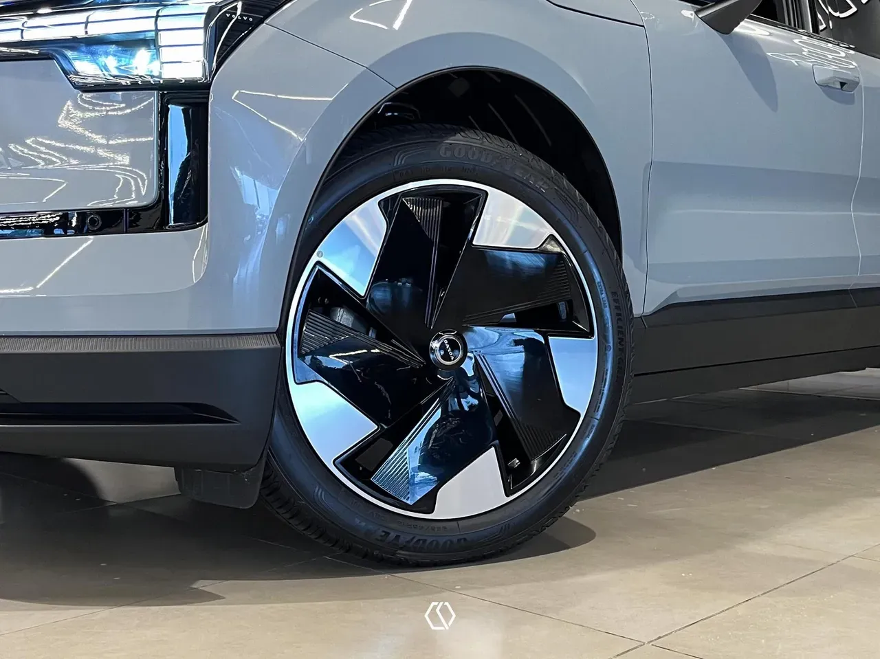 Volvo EX30 - Imagem 5