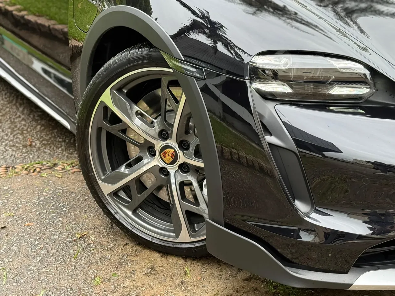 Porsche Taycan - Imagem 19