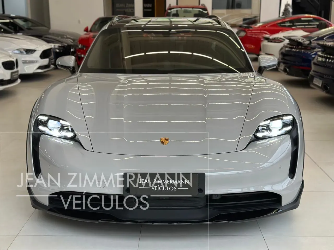 Porsche Taycan - Imagem 7