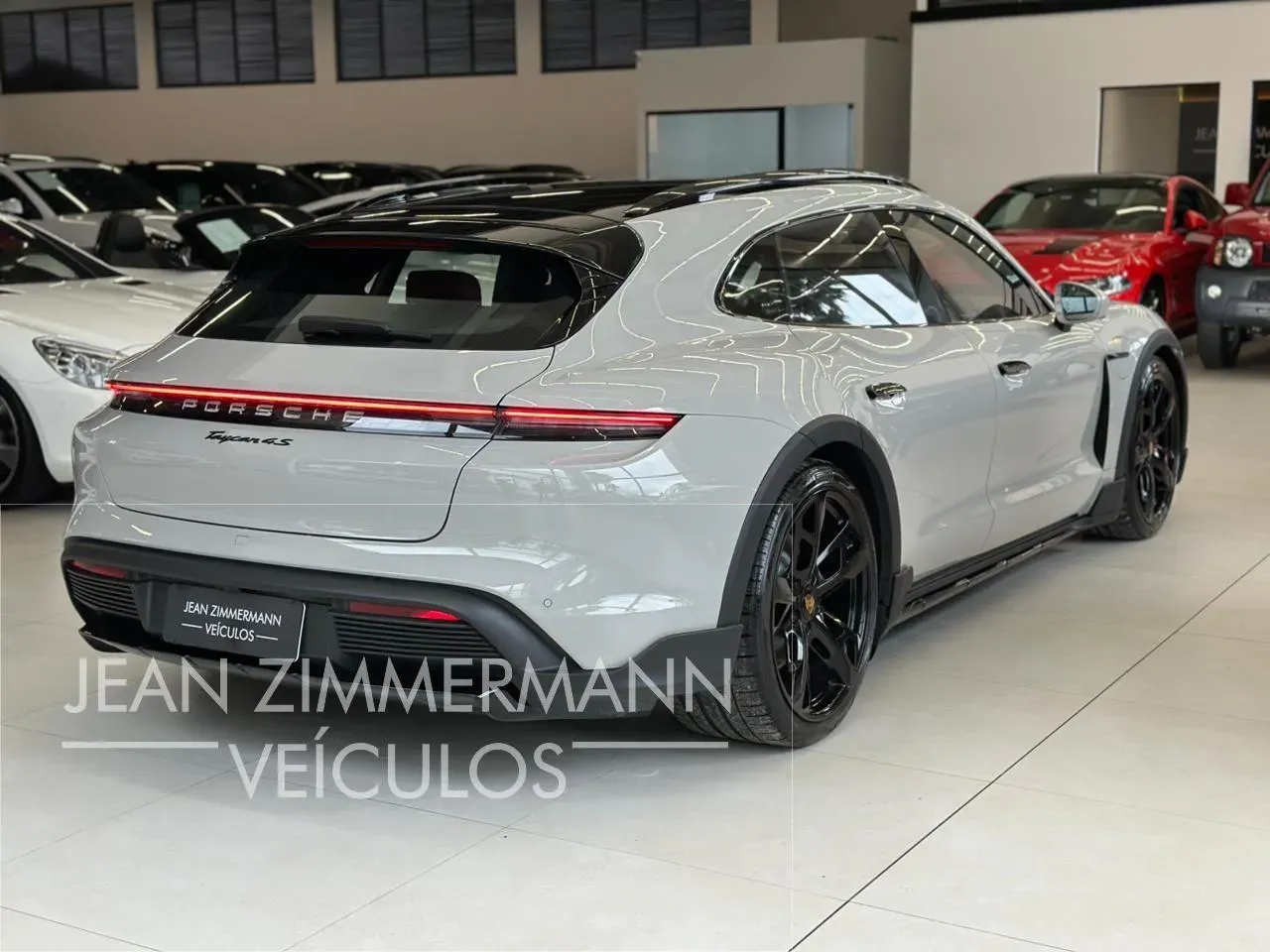 Porsche Taycan - Imagem 8