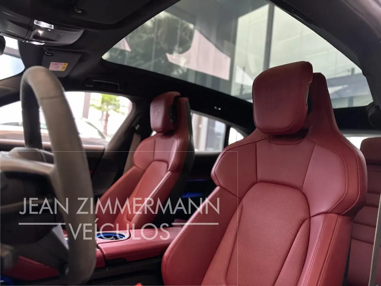 Porsche Taycan - Imagem 17