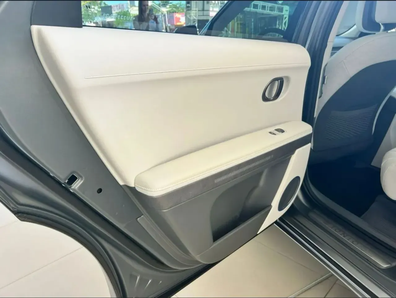 Hyundai Ioniq 5 - Imagem 4