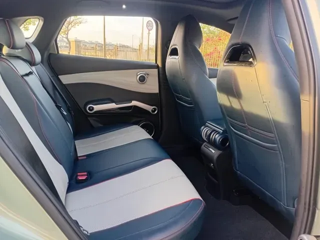 BYD Yuan Plus - Imagem 16