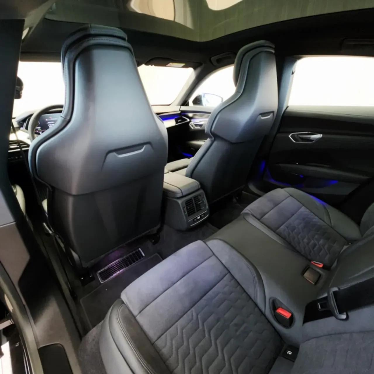 Audi E-tron  GT - Imagem 10