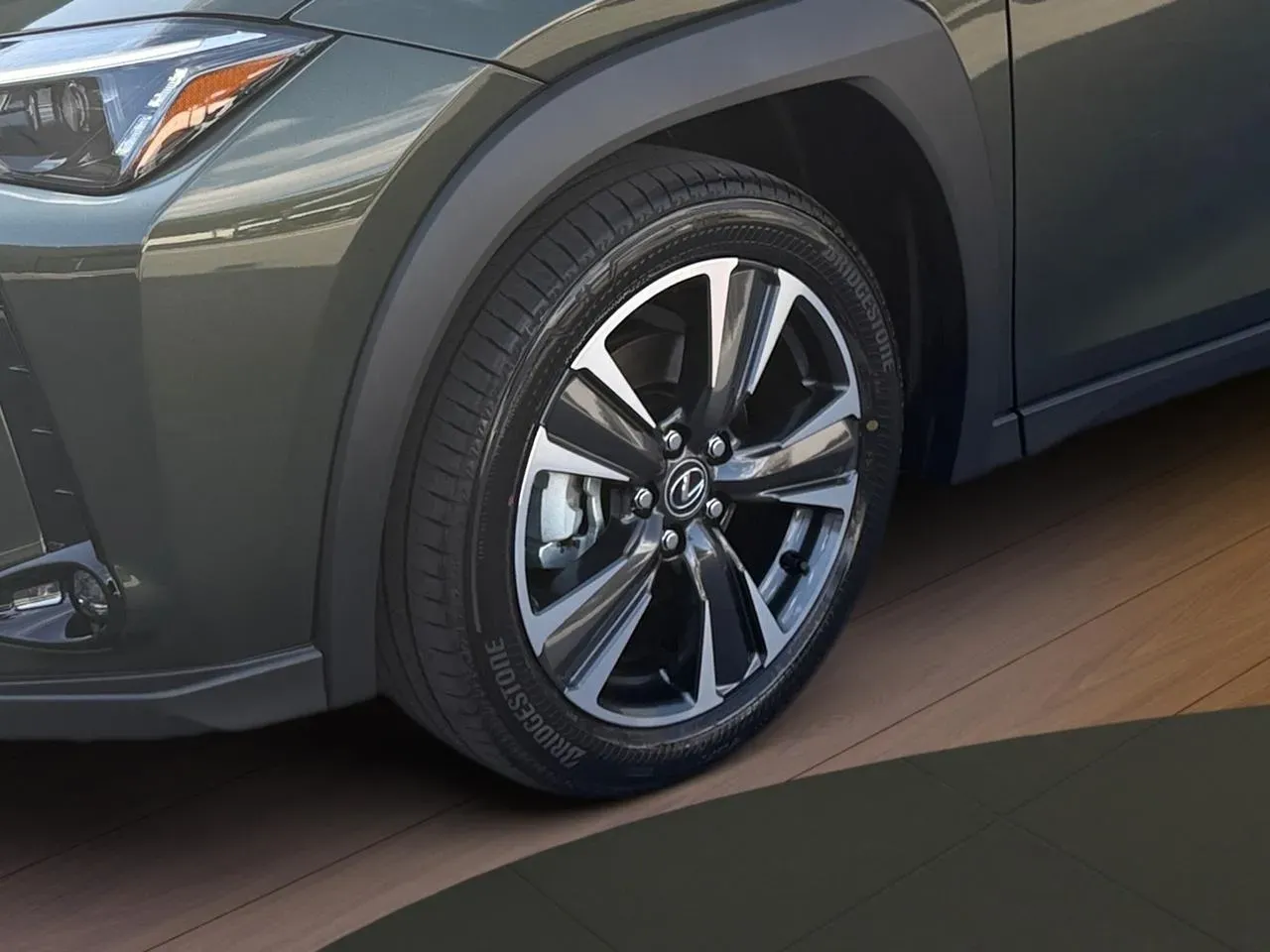 Lexus Ux 300e - Imagem 6