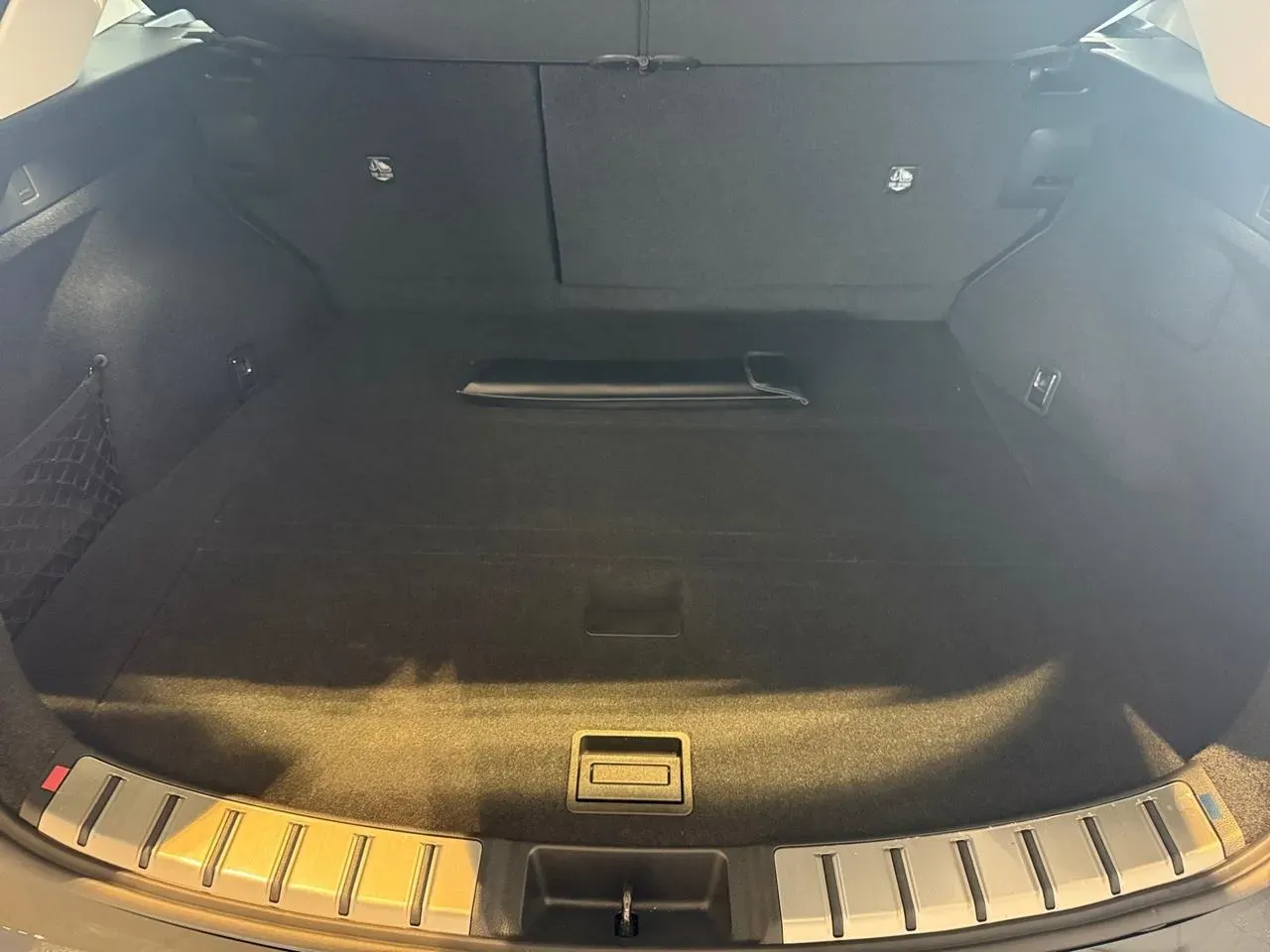 Lexus Nx 450h+ - Imagem 12